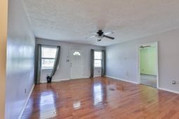 801 Donald St.  photo 4