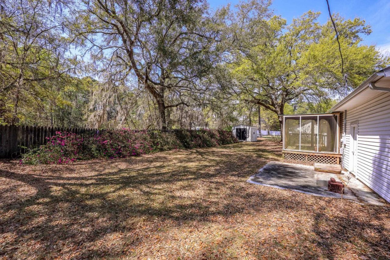 801 Donald St.  Photo 23