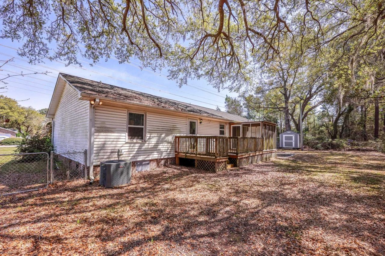 801 Donald St.  Photo 24