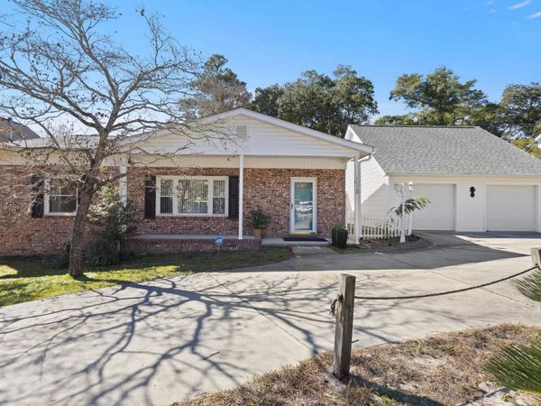 4406 Lakeside Dr., Little River, SC 29566