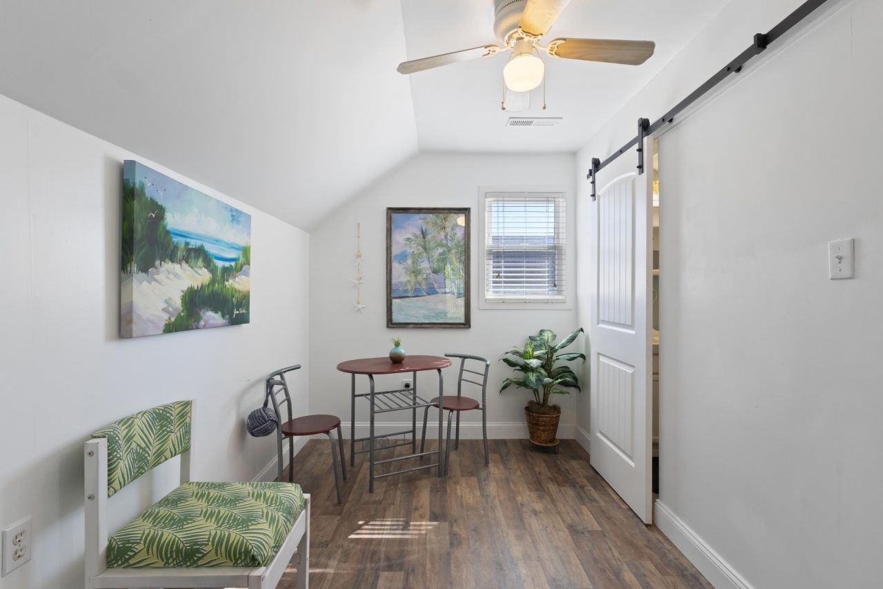 4406 Lakeside Dr. Photo 24