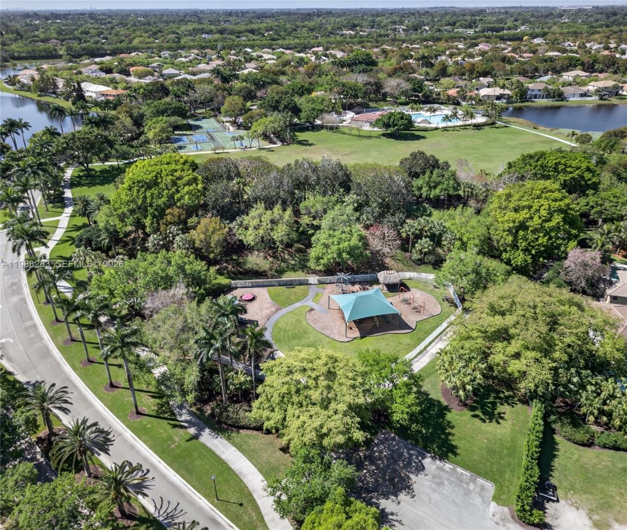 4317 Willow Ridge Dr, Weston, FL 33331 Photo