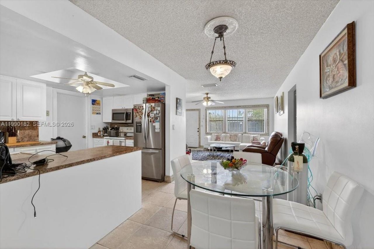 1125 NW 69th Ave , Margate, FL 33063 Photo