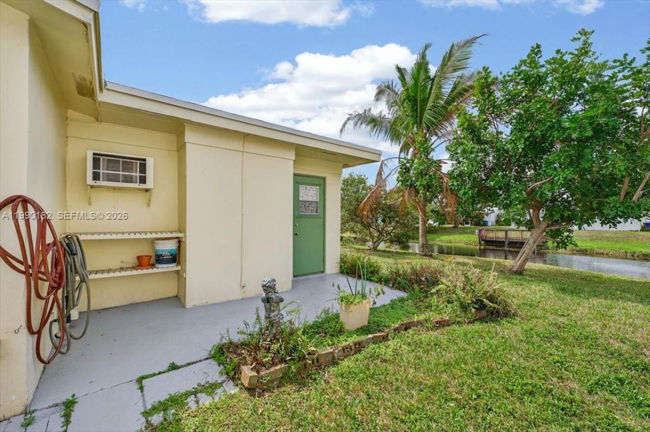 1125 NW 69th Ave , Margate, FL 33063 Photo