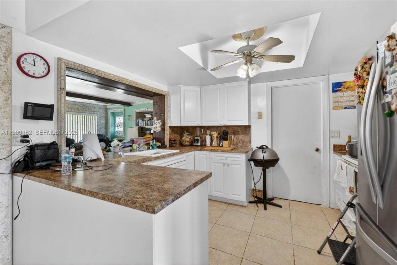 1125 NW 69th Ave , Margate, FL 33063 Photo