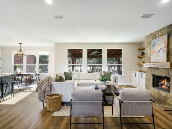 1130 Cogburn Court, Shady Shores, TX 76208
