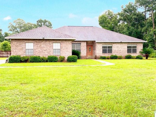 8316 Antioch Ct, Pensacola, FL 32534