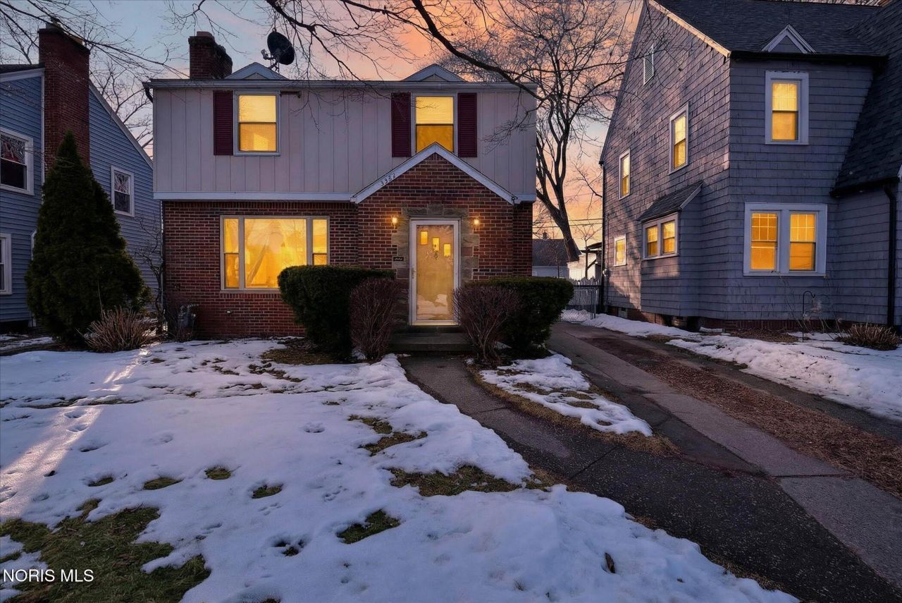 3935 Grantley Road, Toledo, OH 43613 Main Photo