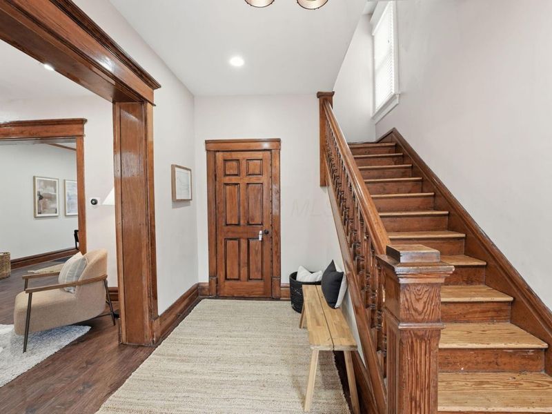 403 Fairwood Avenue, Columbus, OH 43205 Photo 2