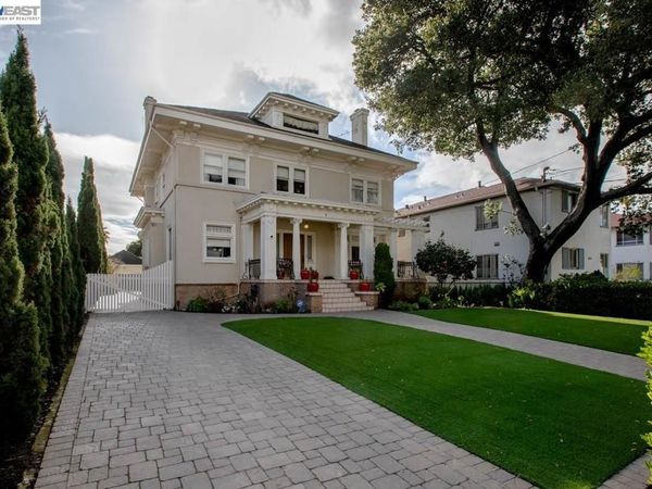 2056 Santa Clara Ave, Alameda, CA 94501