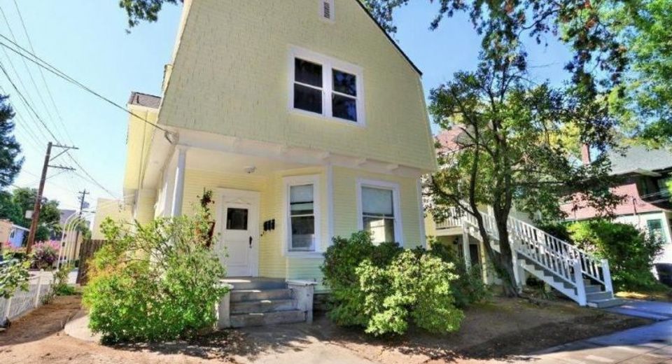 1214 23rd St, Sacramento, CA 95816 Photo