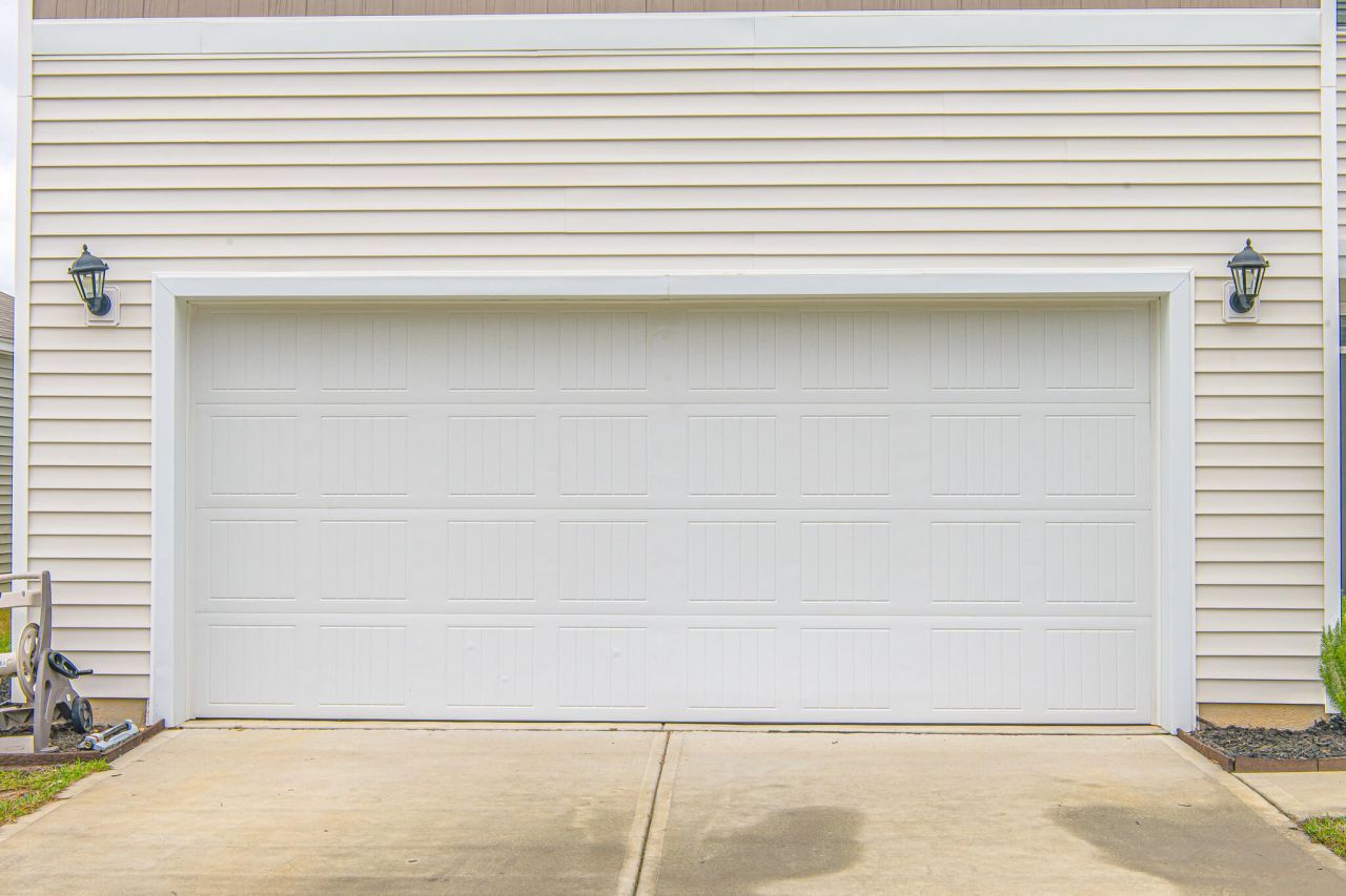 104 Cloverleaf Street Photo 27