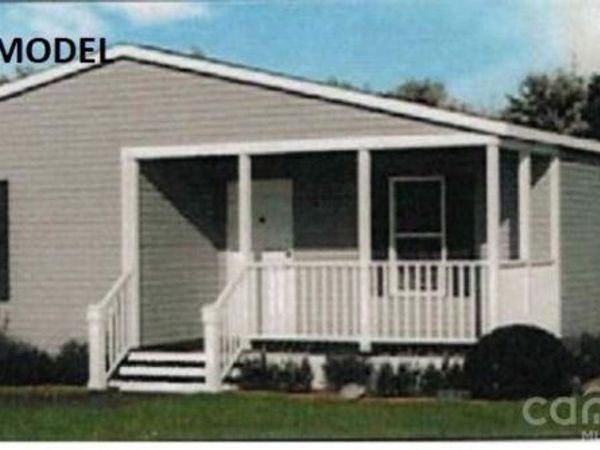 138 River Breeze Drive , Unit 8, Morganton, NC 28655