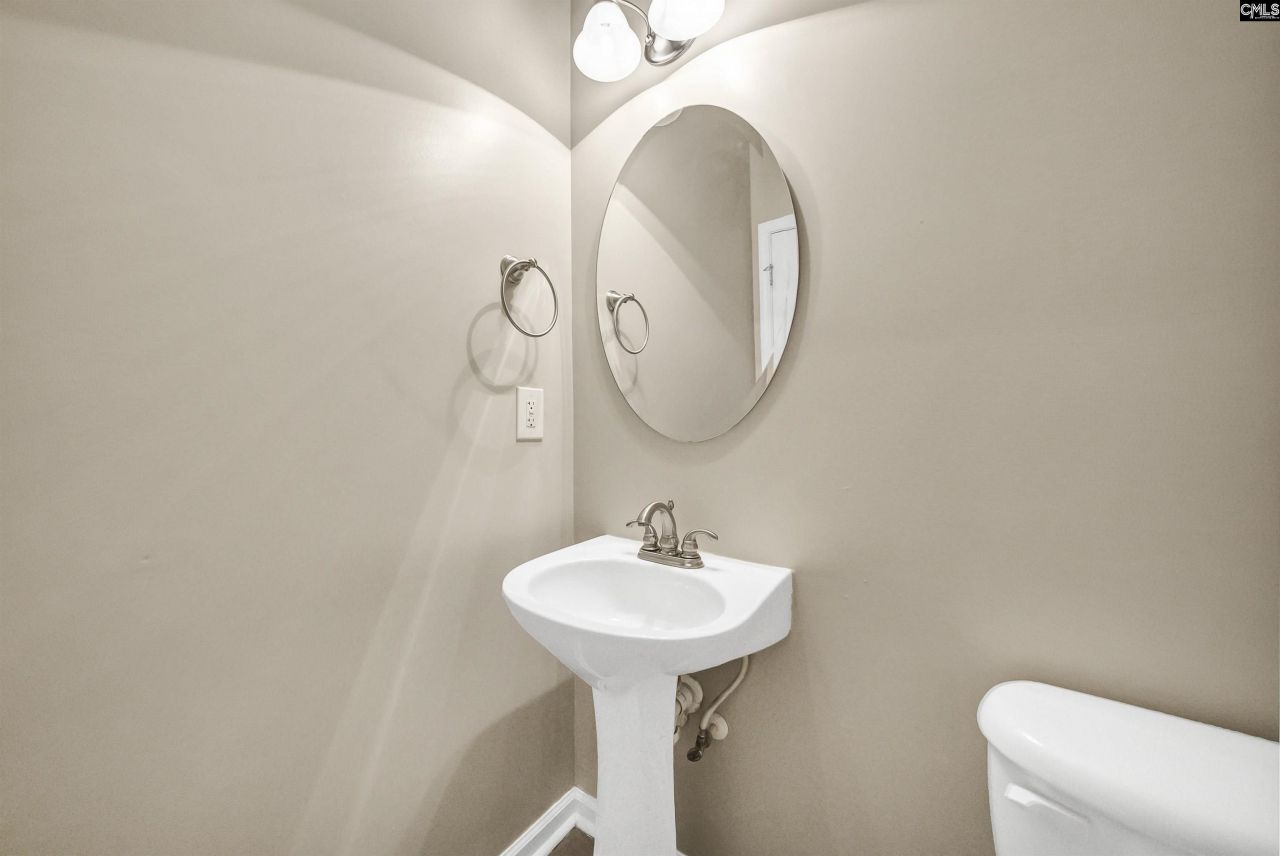 105 Tuscany Court  Photo 12