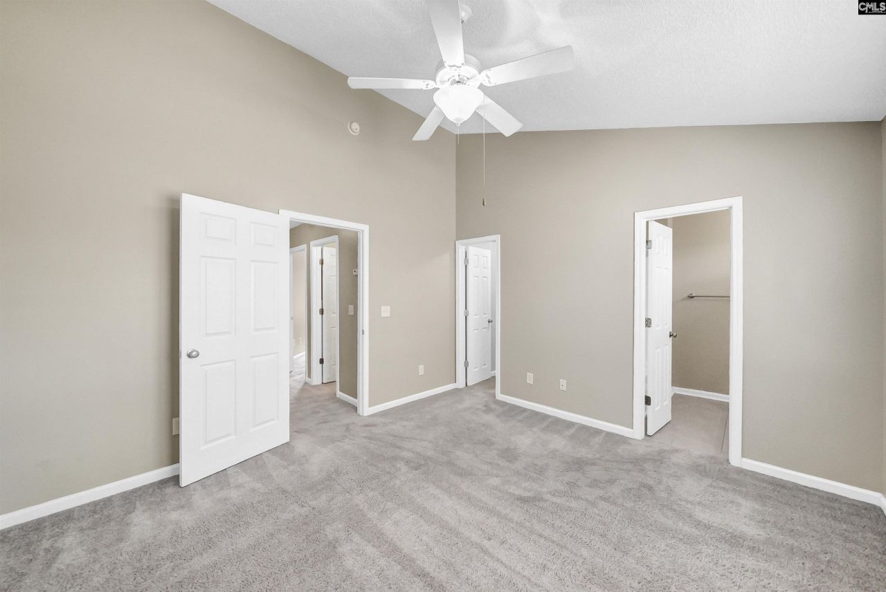 105 Tuscany Court  Photo 17