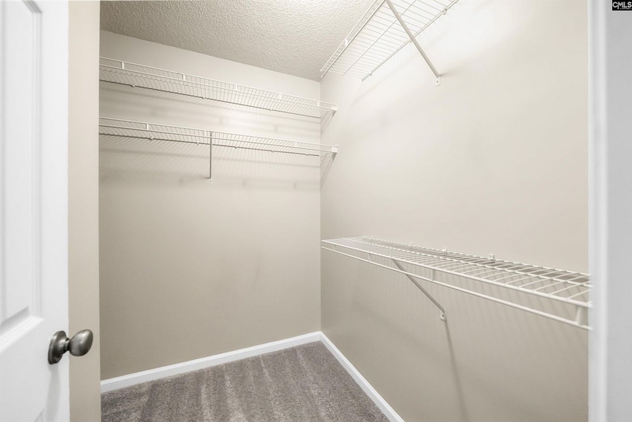 105 Tuscany Court  Photo 18