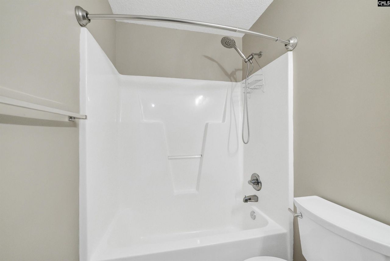 105 Tuscany Court  Photo 25