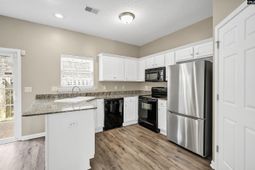 105 Tuscany Court  photo 4