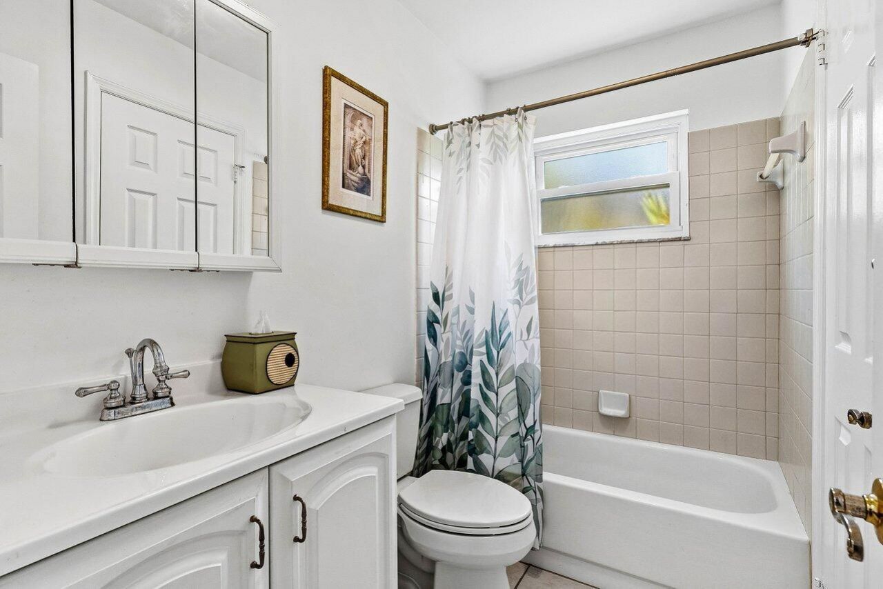 27 Wyndham Lane, Palm Beach Gardens, FL 33418 Photo