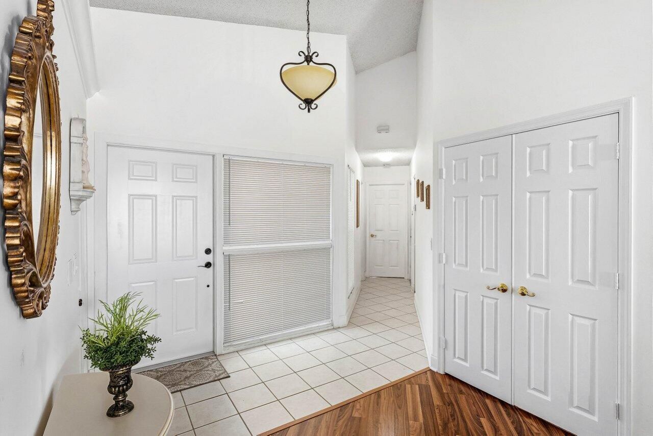 27 Wyndham Lane, Palm Beach Gardens, FL 33418 Photo