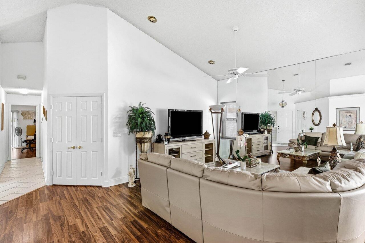 27 Wyndham Lane, Palm Beach Gardens, FL 33418 Photo