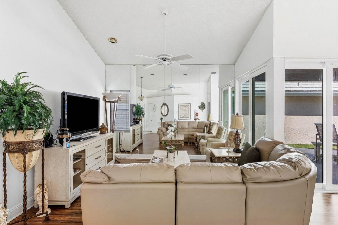 27 Wyndham Lane, Palm Beach Gardens, FL 33418 Photo