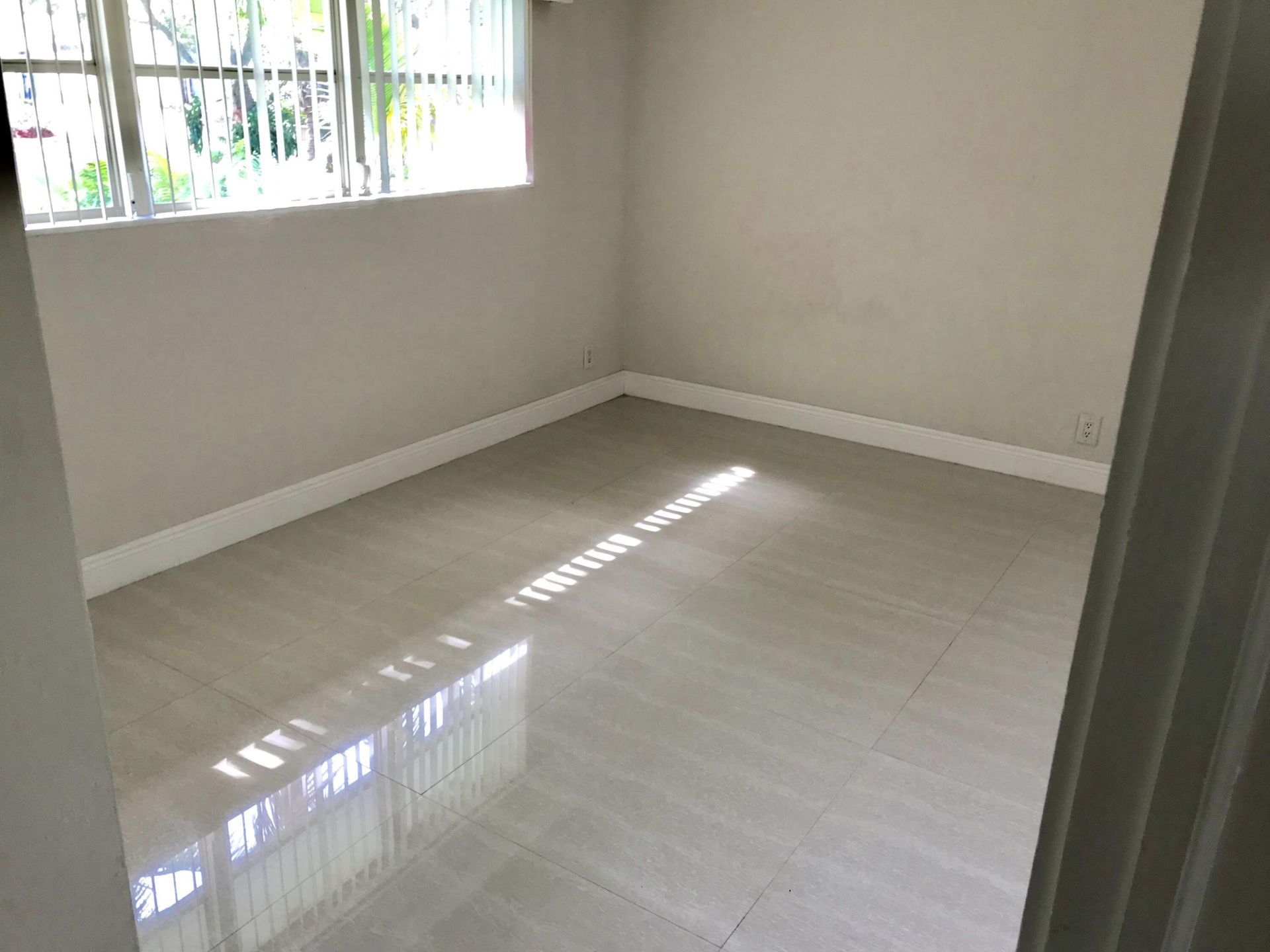 11 NE 17th Avenue, Pompano Beach, FL 33060 Photo