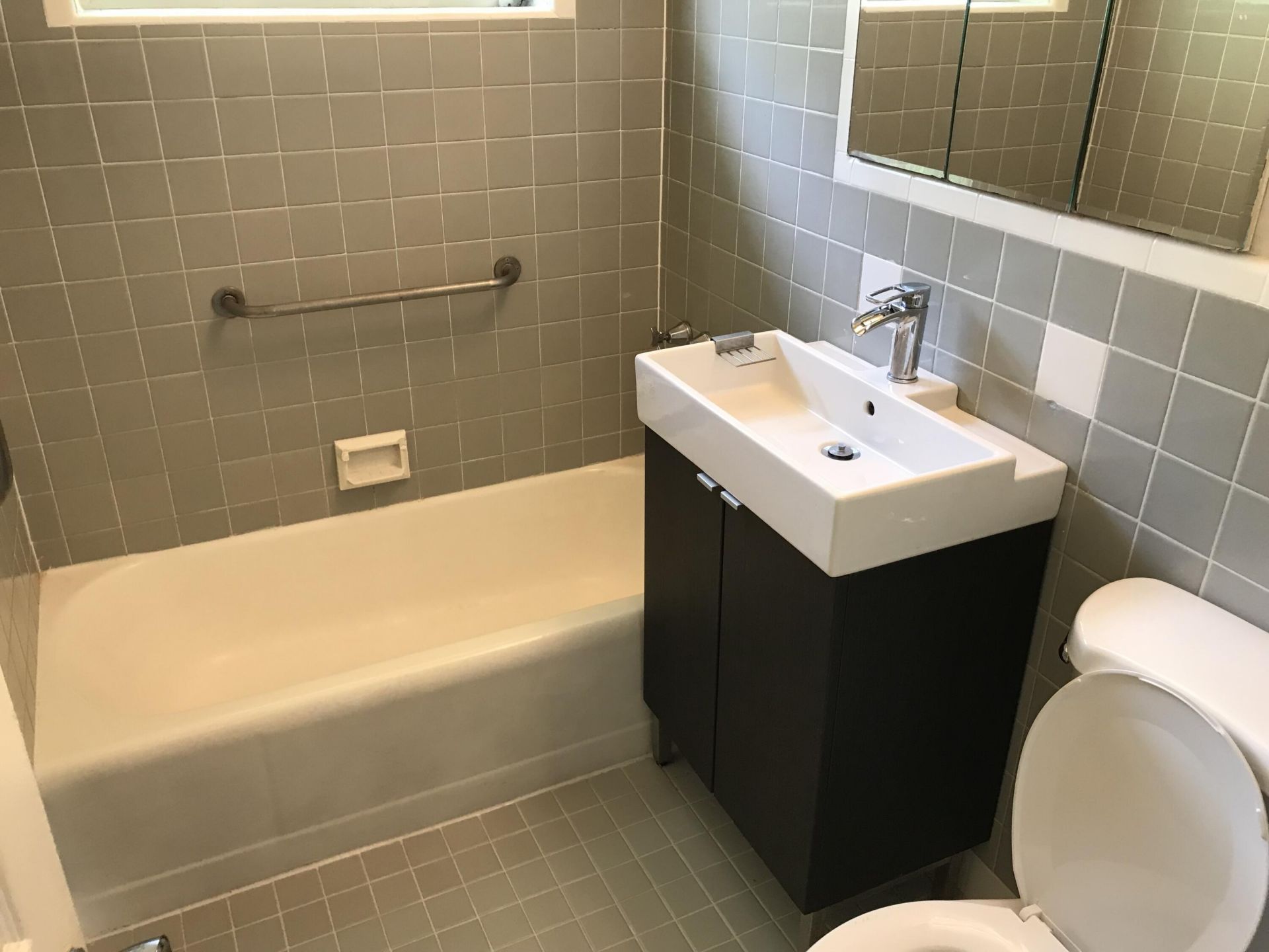 11 NE 17th Avenue, Pompano Beach, FL 33060 Photo