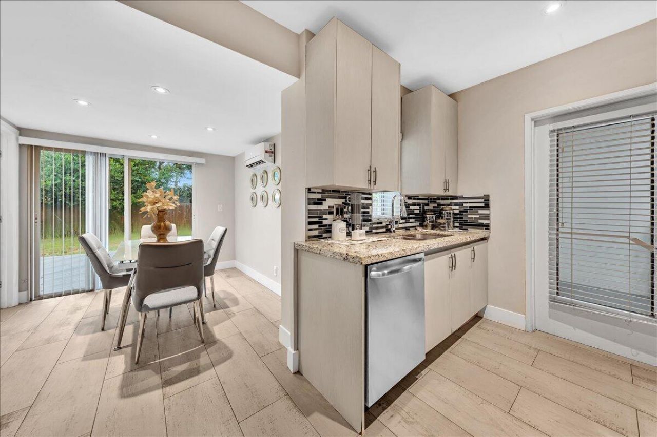 1835 Park Lane, Fort Lauderdale, FL 33315 Photo