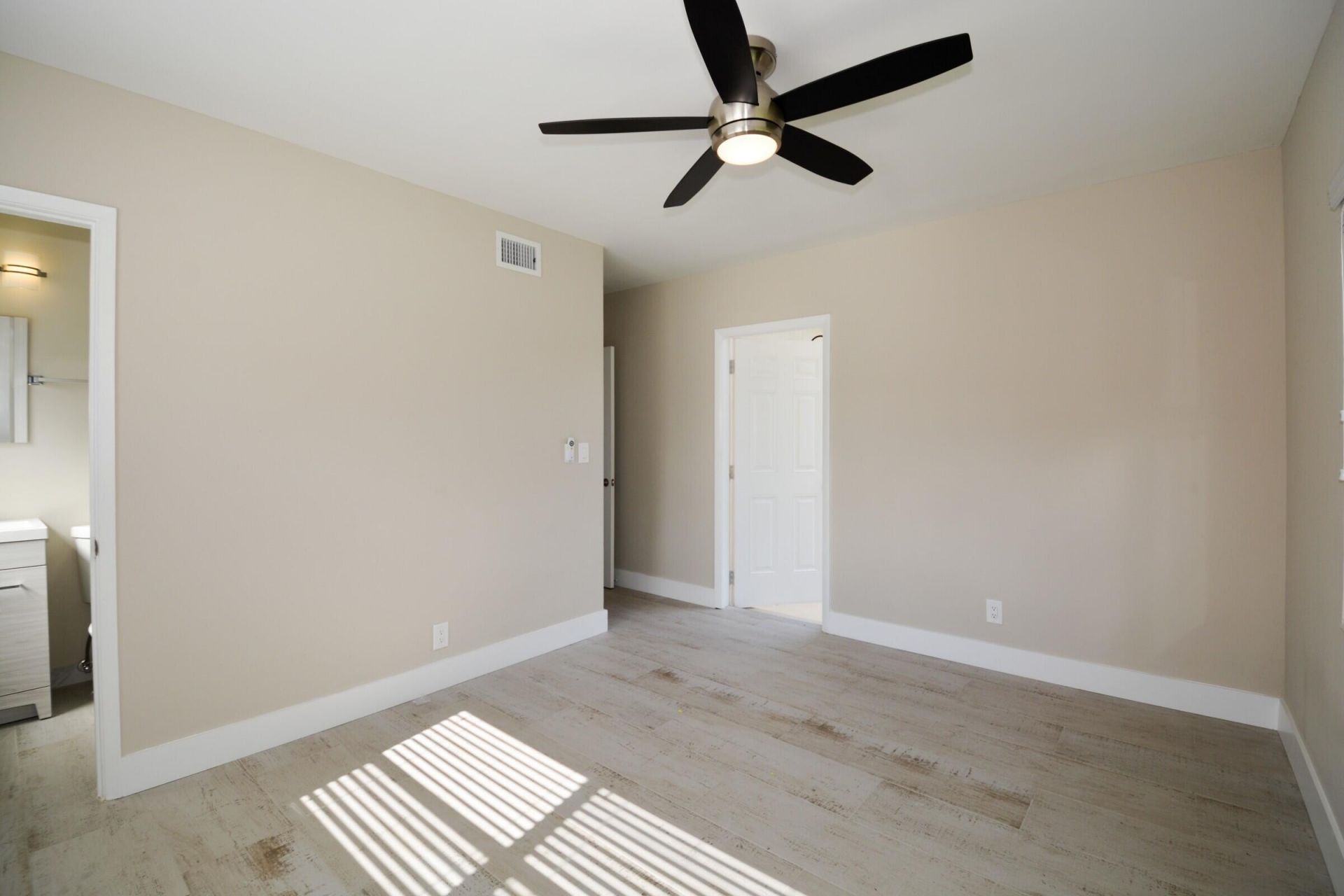 1835 Park Lane, Fort Lauderdale, FL 33315 Photo