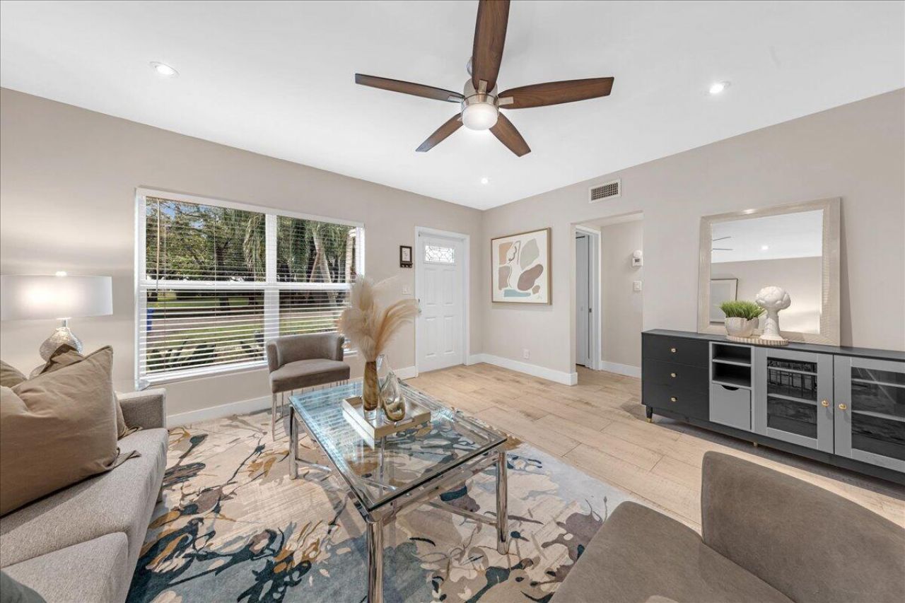 1835 Park Lane, Fort Lauderdale, FL 33315 Photo