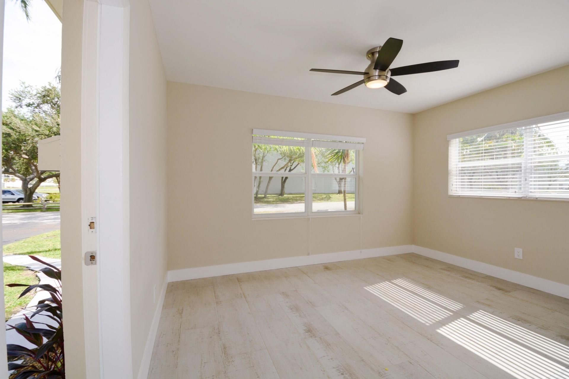 1835 Park Lane, Fort Lauderdale, FL 33315 Photo