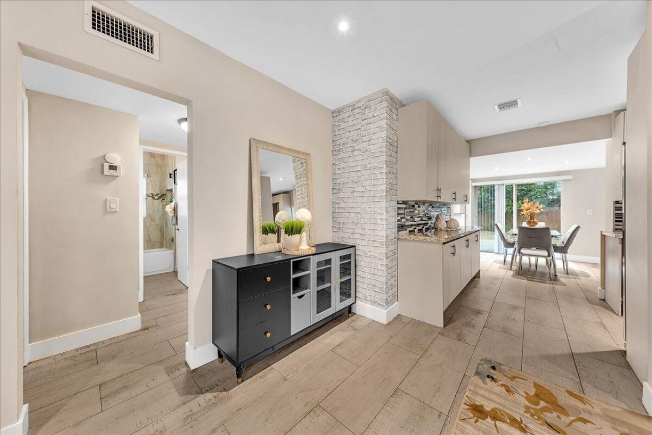 1835 Park Lane, Fort Lauderdale, FL 33315 Photo