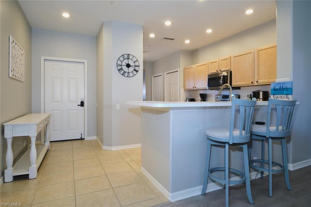 9100 Southmont Cv, Unit 302, Fort Myers, FL 33908 Photo