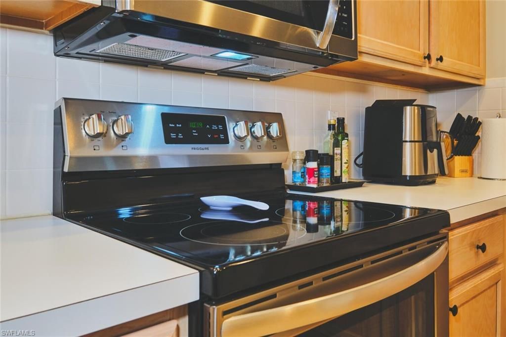 9100 Southmont Cv, Unit 302, Fort Myers, FL 33908 Photo