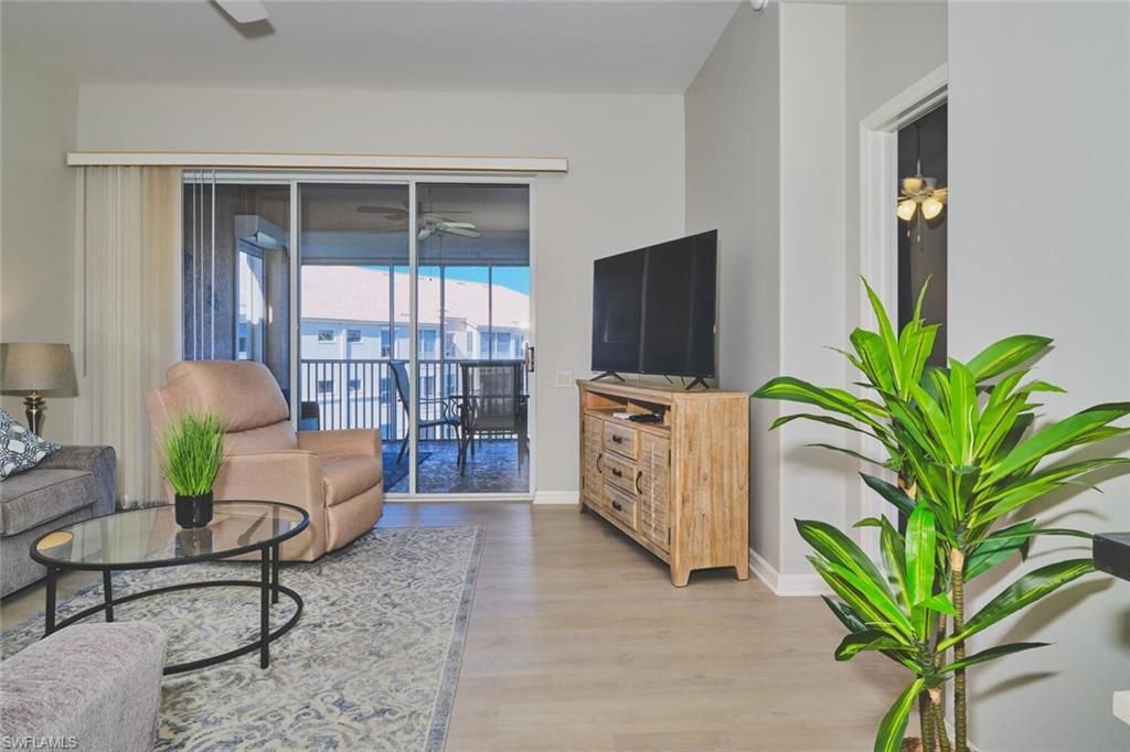 9100 Southmont Cv, Unit 302, Fort Myers, FL 33908 Photo