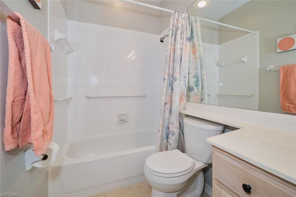 9100 Southmont Cv, Unit 302, Fort Myers, FL 33908 Photo