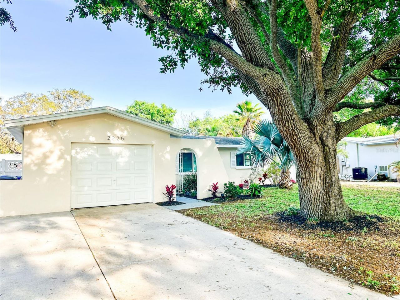 2225 Nellie Street, Largo, FL 33774 Main Photo