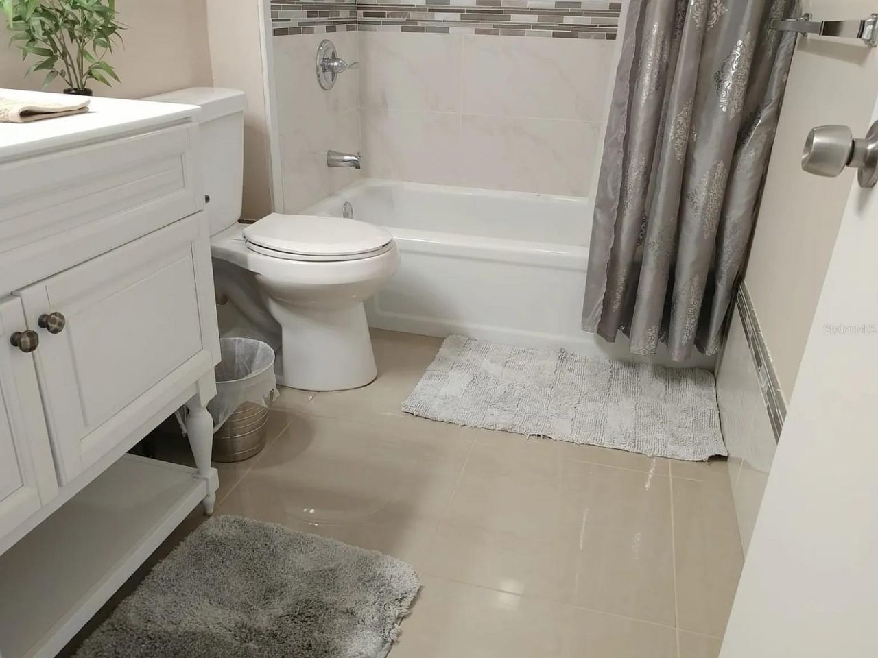 2225 Holden Avenue, Unit 109, Orlando, FL 32839 Photo