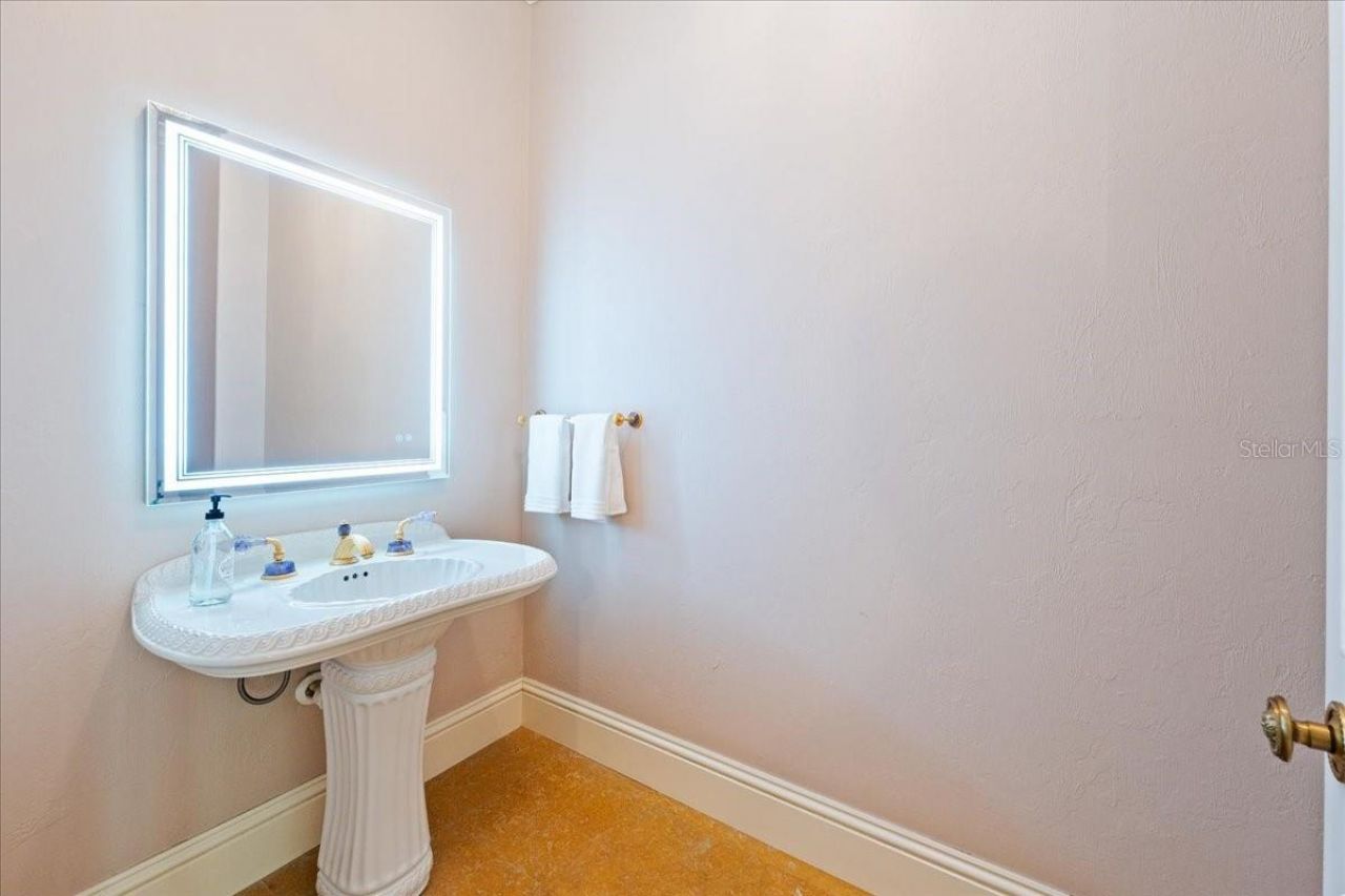 5237 Mahogany Ridge Drive, Naples, FL 34119 Photo