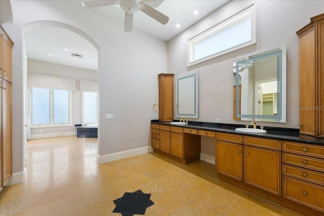 5237 Mahogany Ridge Drive, Naples, FL 34119 Photo