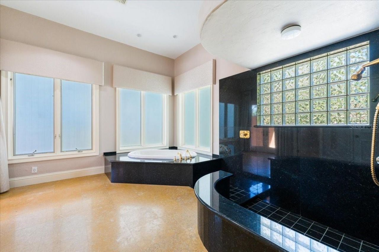 5237 Mahogany Ridge Drive, Naples, FL 34119 Photo