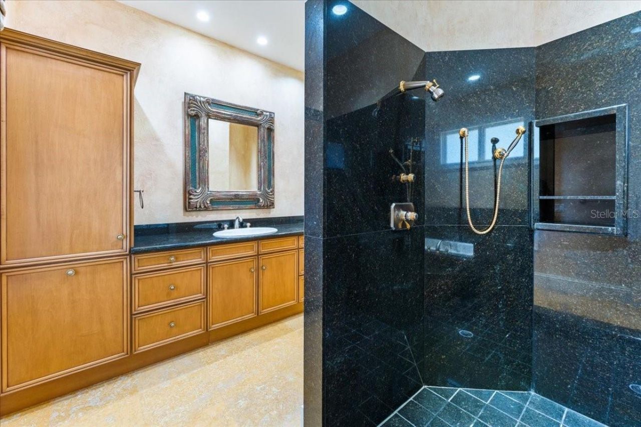 5237 Mahogany Ridge Drive, Naples, FL 34119 Photo