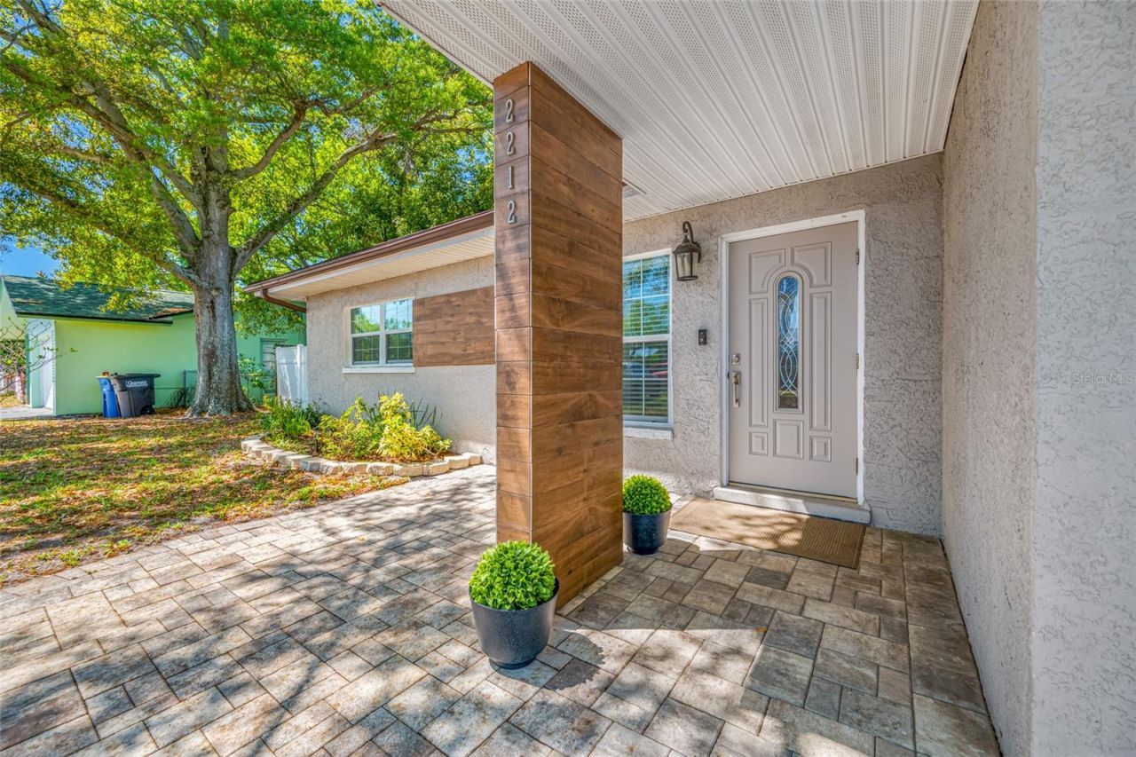 2212 NE Coachman Road , Clearwater, FL 33765 Photo