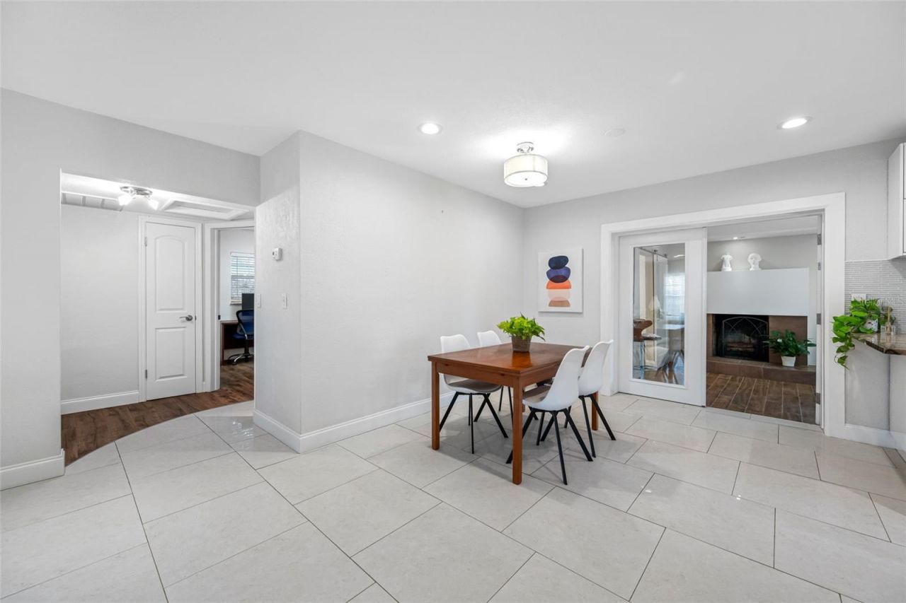 2212 NE Coachman Road , Clearwater, FL 33765 Photo