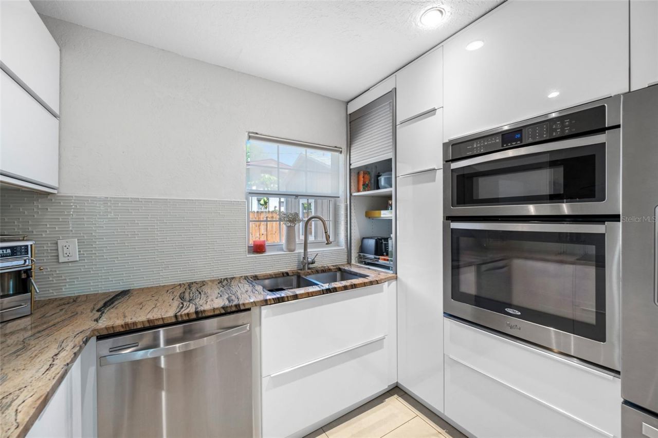 2212 NE Coachman Road , Clearwater, FL 33765 Photo