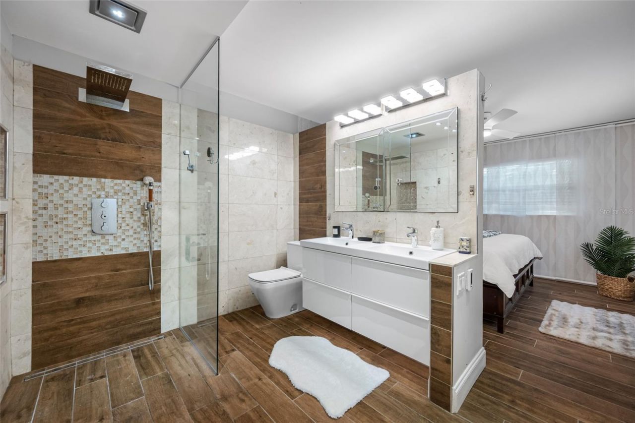 2212 NE Coachman Road , Clearwater, FL 33765 Photo