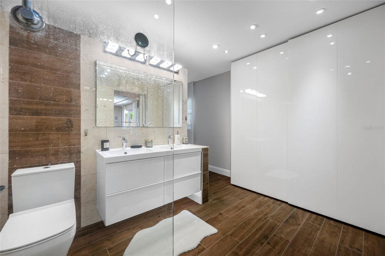 2212 NE Coachman Road , Clearwater, FL 33765 Photo