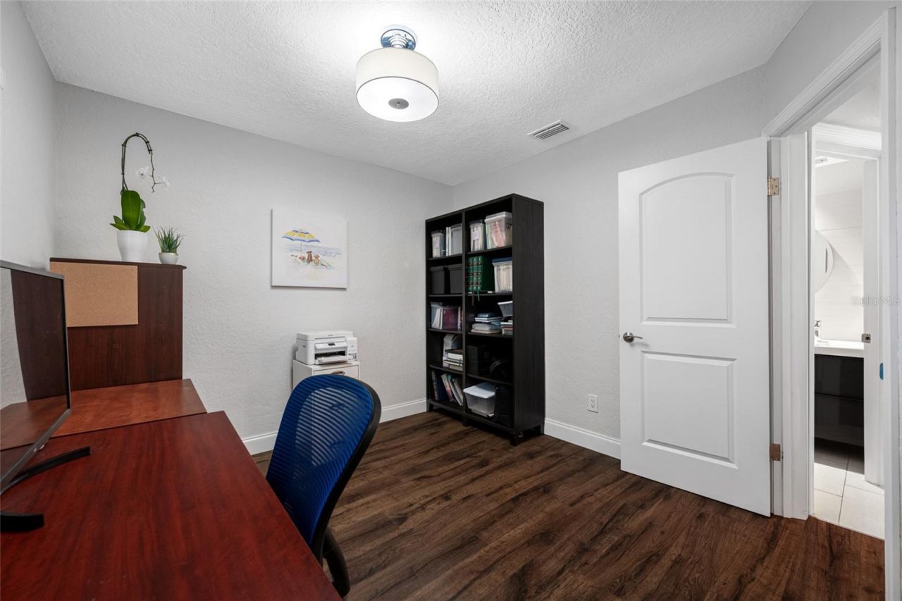 2212 NE Coachman Road , Clearwater, FL 33765 Photo