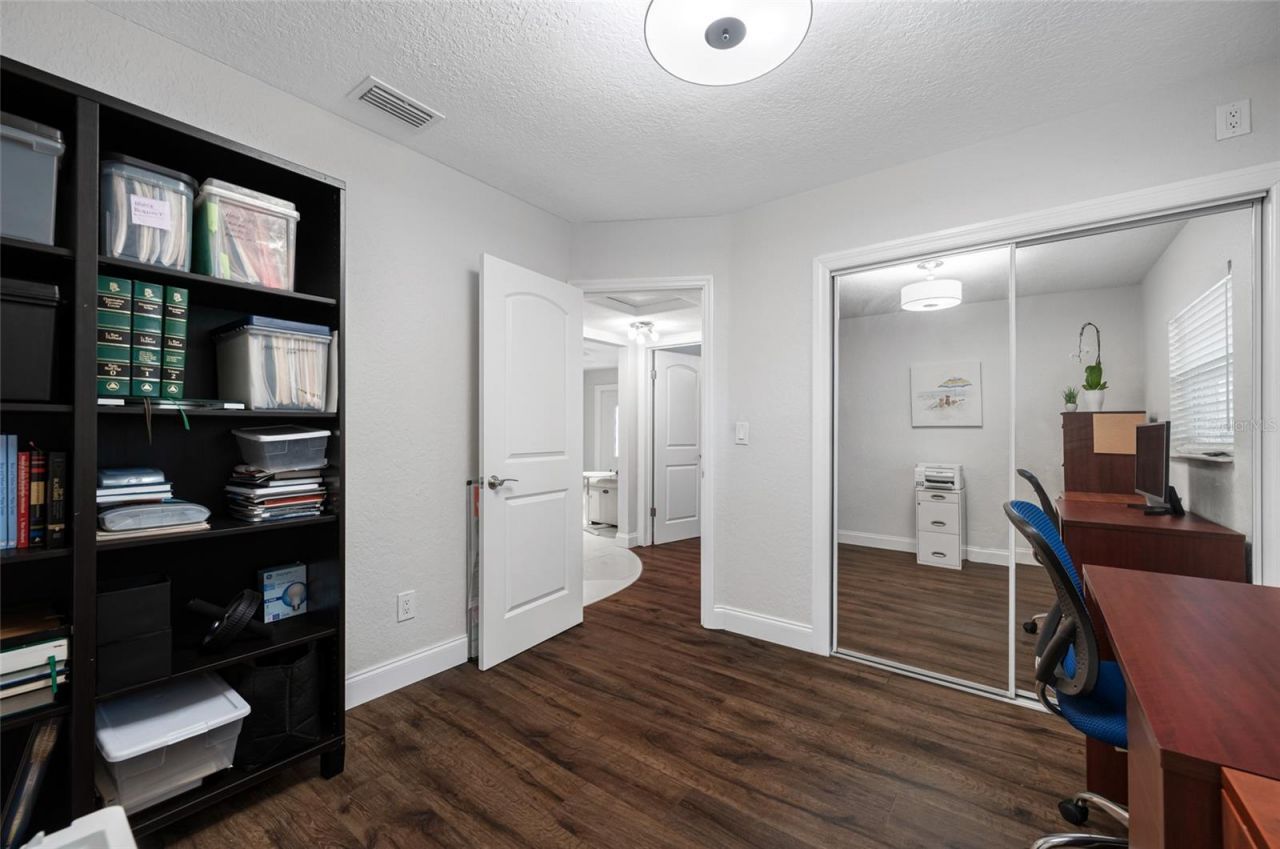 2212 NE Coachman Road , Clearwater, FL 33765 Photo